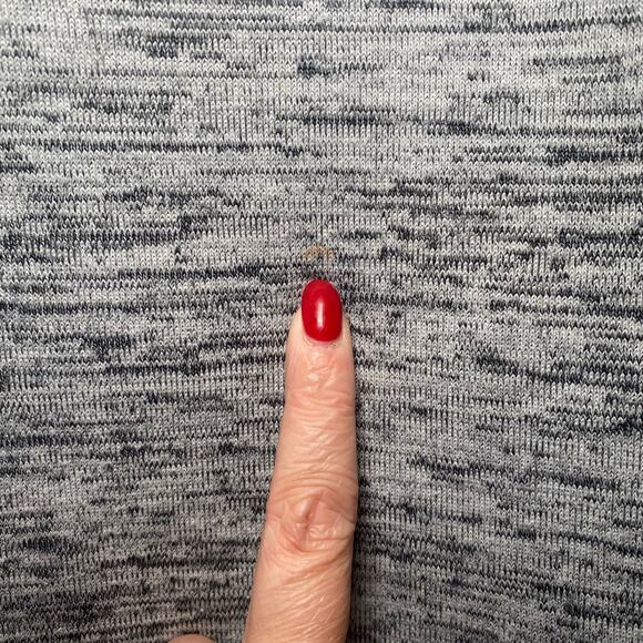 Athleta Women's size Medium Gray Cityscape Pullover Crewneck Sweater Loungewear - Picture 9 of 9